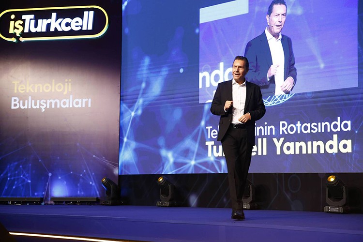 Teknolojinin rotası 'İşTurkcell Teknoloji Buluşmaları'nda belirlendi