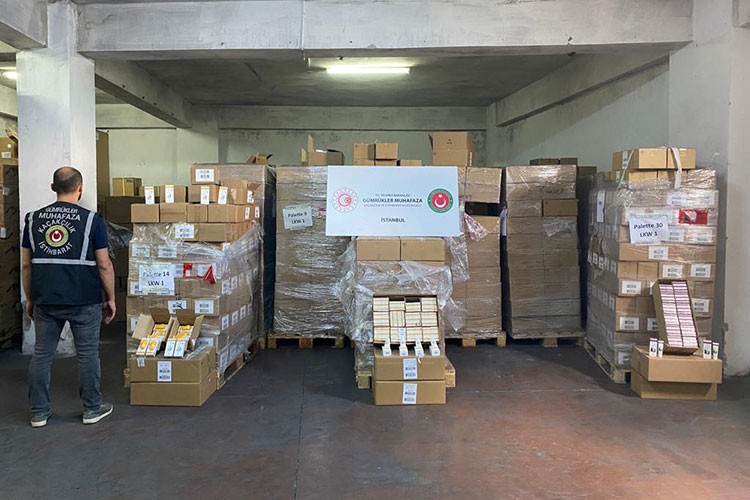 İstanbul'da 104 bin 706 kaçak güneş kremine el konuldu