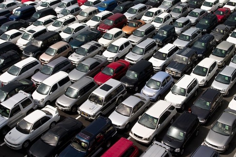 Avrupa'da otomobil satışları yüzde 30 düştü