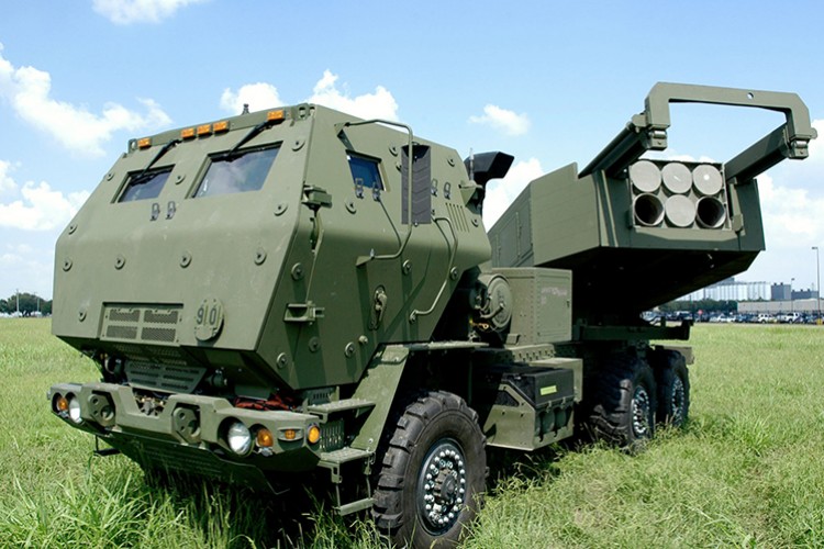 Polonya, HIMARS sistemlerinin ilk partisini teslim aldı