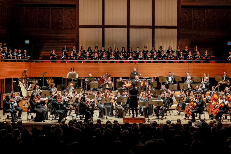 Sanatta askıda bilet dönemi