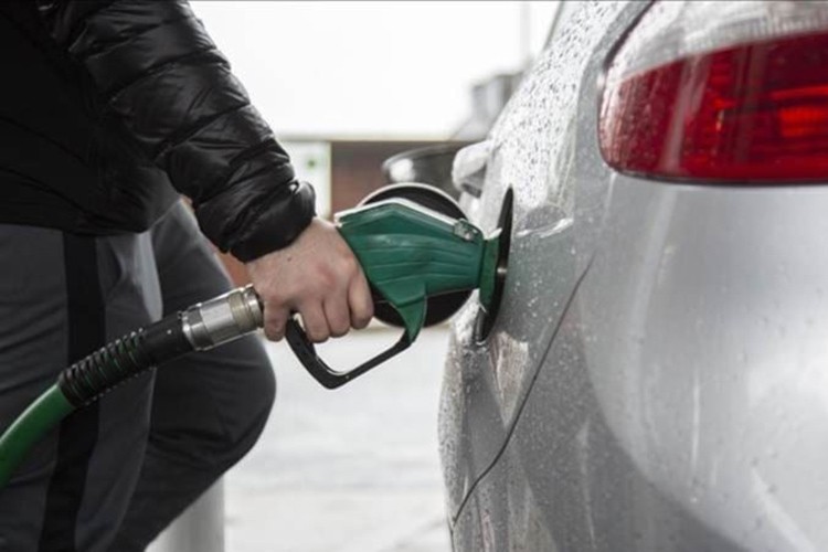 Mazot ve benzine indirim geldi