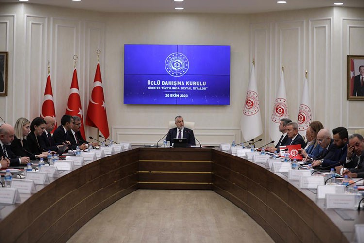 Üçlü Danışma Kurulu 1 yıl aradan sonra yarın toplanacak