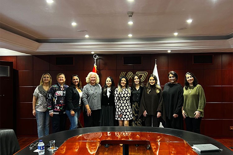 Kadınların yükü ağır