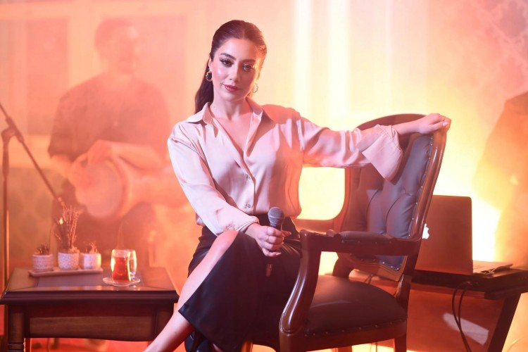 ''NİHAN AKIN''DAN SÜRPRİZ AKUSTİK SERİ!