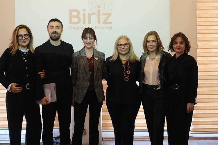 Deprem Bölgelerine Destek Olmaya Devam Ediyor