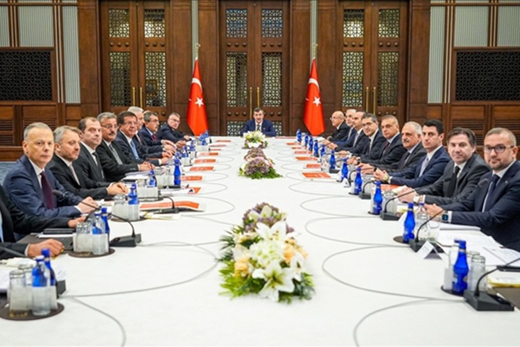 "Kazanımlarımızı güçlendirerek sosyal refahı artıracağız"