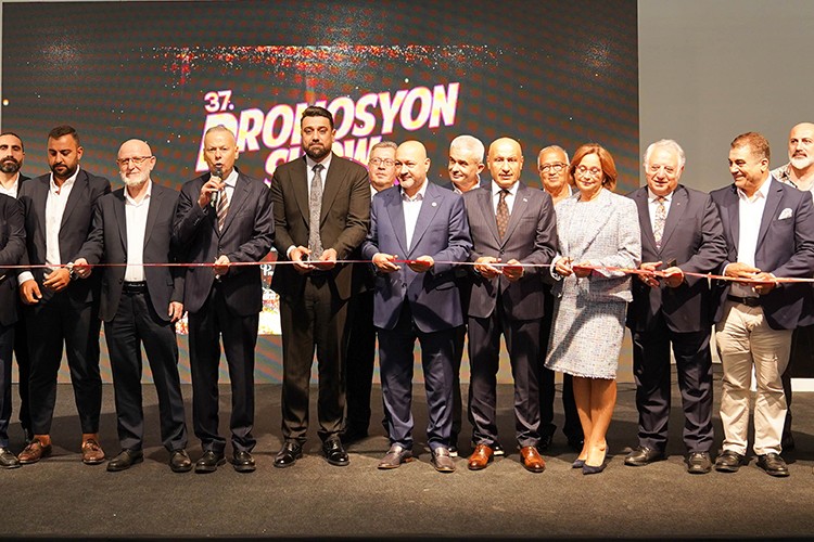 İhracatta 10 milyar dolarlık hedefe odaklandı