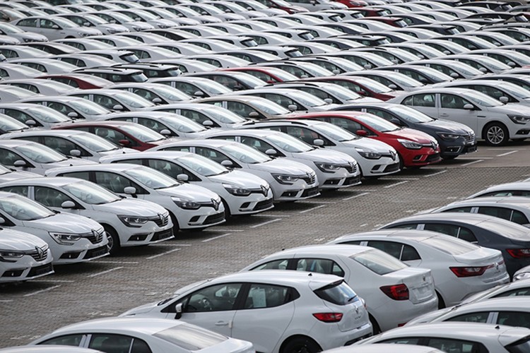 Sakarya ürettiği araçların yarısından fazlasını yurt dışına gönderdi