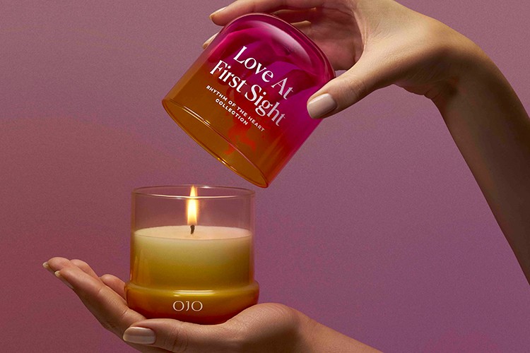 Ojo Candles 14 Şubat için tasarladı