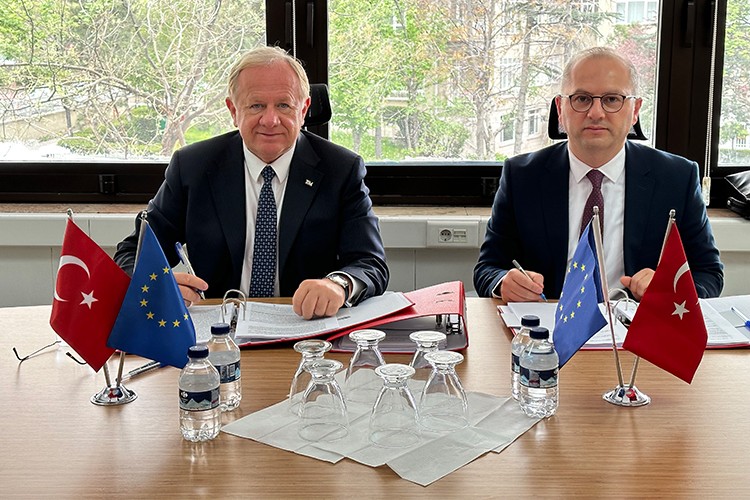 İMMİB EYE Projesi ile Gençlere İstihdam Kapıları Açılıyor