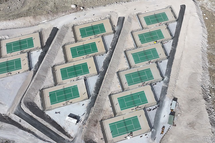 ITF Uluslararası Tenis Turnuvası Erciyes'te başladı