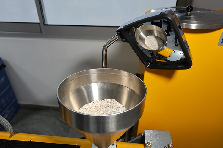 Yeni tek kullanımlık plastik düzenlemesi sanayide dönüşümü başlatıyor