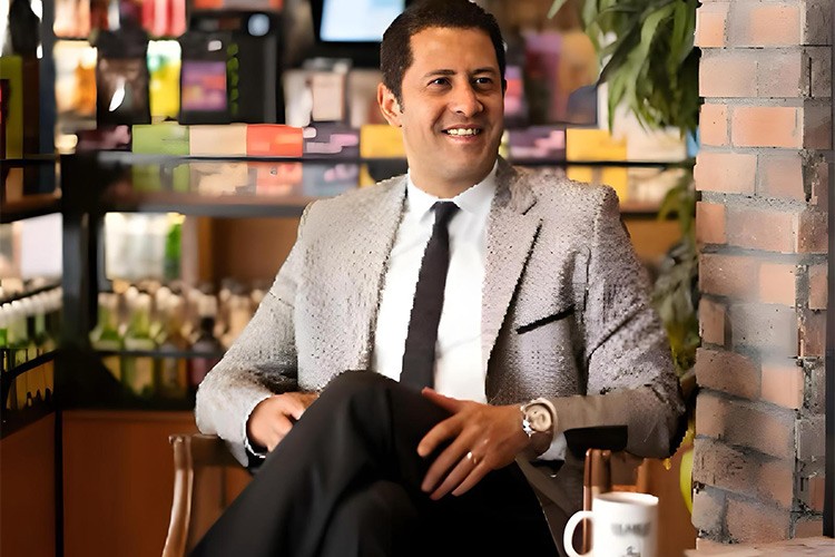 200 şube hedefine ilerliyor