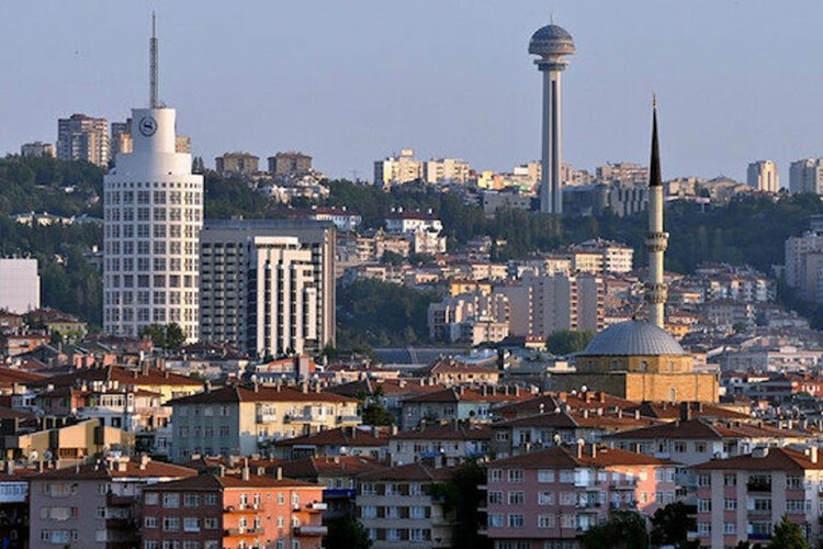 En kalabalık ilçe Esenyurt'un nüfusu, 57 ili geçti