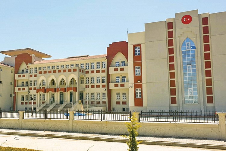 Denizcilik okulu yeni öğrencilerini bekliyor