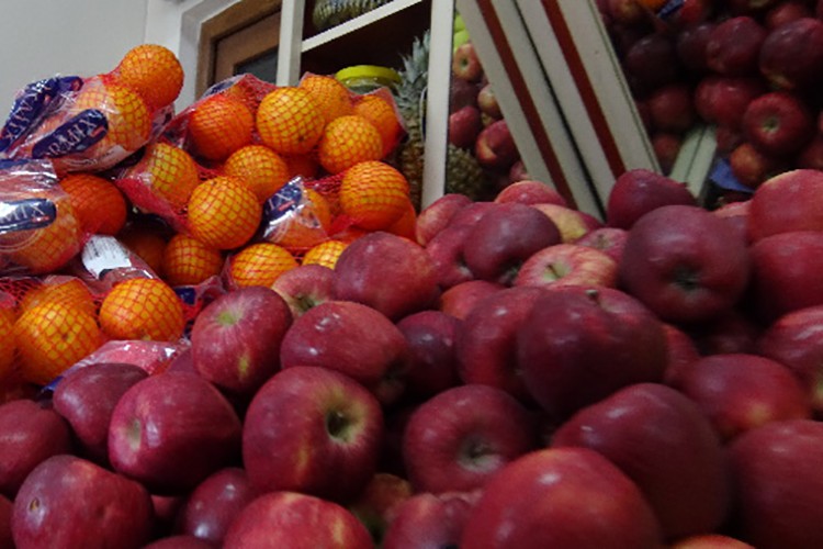 Sivri biberin fiyatı artarken elma ucuzladı