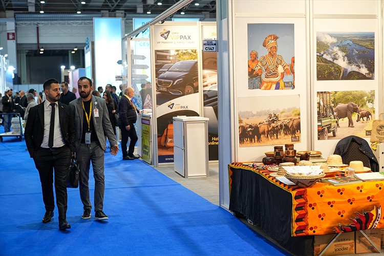 İzmir'de Uluslararası Turizm Ticaret Fuar ve Kongresi başladı