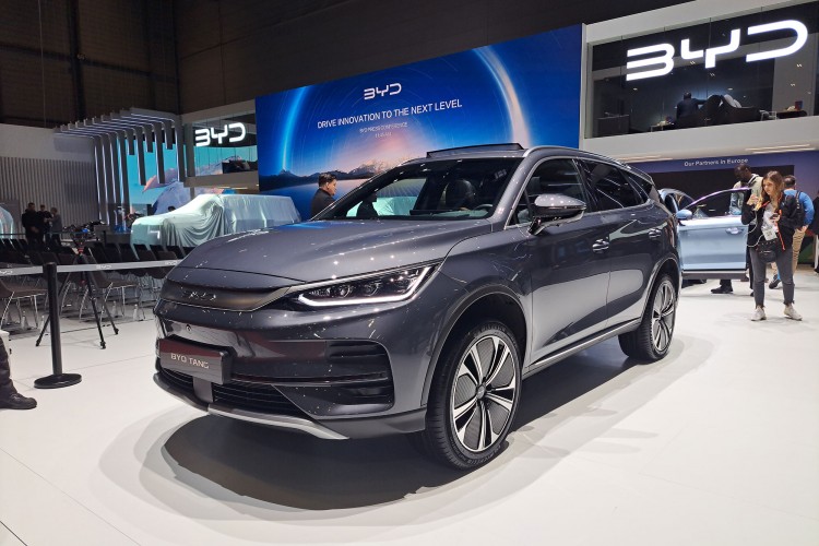 BYD Yüksek Teknolojiye Sahip Yenilikleriyle Cenevre'de Büyük Ses Getirdi