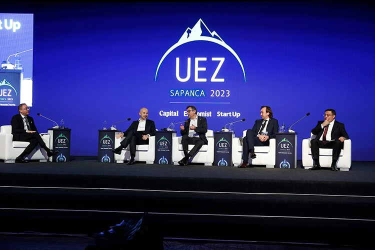 Bankacılık sektörünün geleceği ele alındı