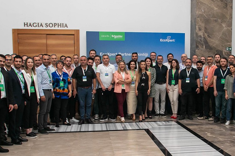 Schneider Electric, EcoXpert Partner Etkinliği ile Sektörün Geleceğine Yön Verdi