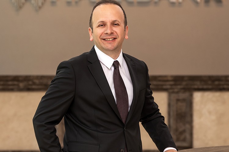 Halkbank'tan gençlere özel kredi kartı