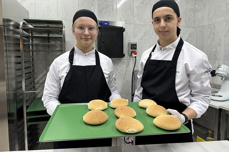 Geleceğin aşçıları çölyak hastaları için özel gıdalar hazırlıyor