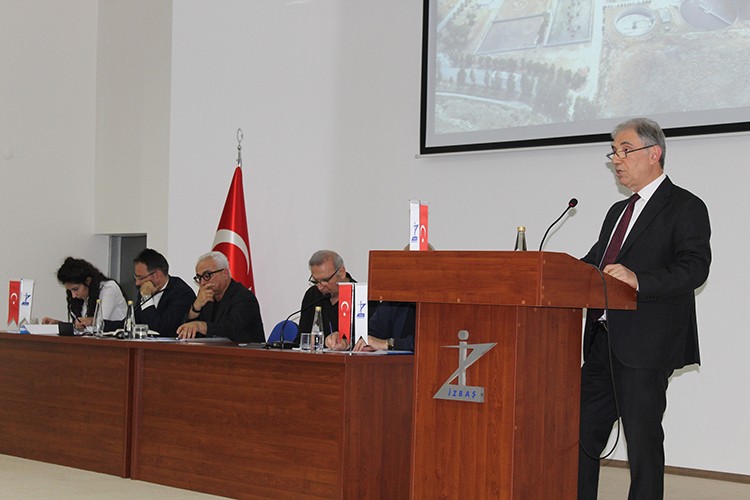  İZBAŞ'ta Eyüp Sevimli güven tazeledi