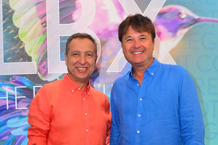 Lexus LBX'in Sıra Dışı Partisi Ünlü İsimleri Bir Araya Getirdi