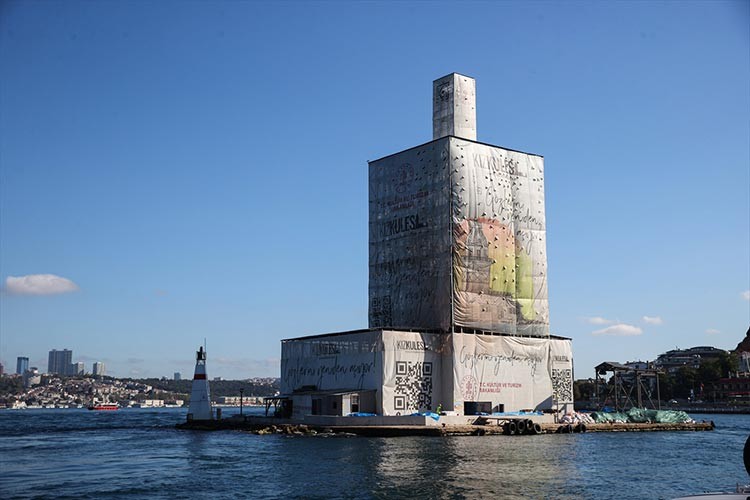 Kız Kulesi'nin içinden İstanbul seyredilecek