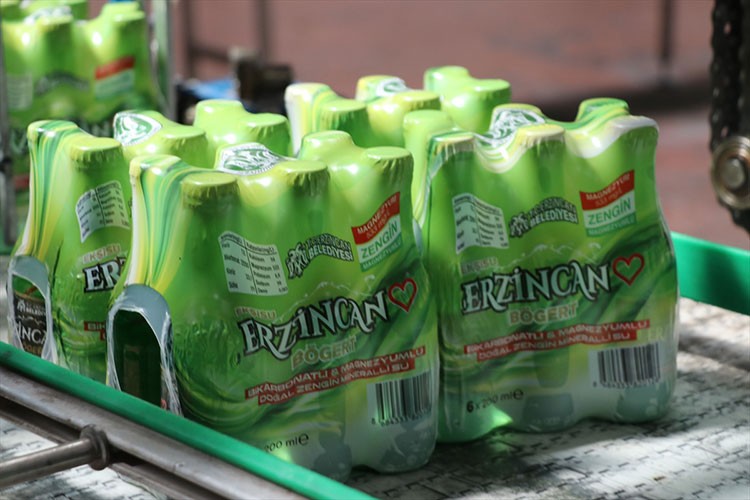 Erzincan'ın "ekşi suyu"nun üretimi hava sıcaklıklarıyla arttı