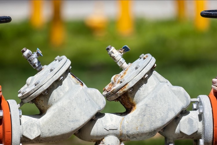 AB doğal gaz ithalatını azaltırken Rusya'nın sepetteki payı düşüyor