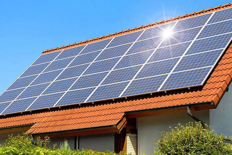 AB'de güneş enerjisi kurulumu hız kesti