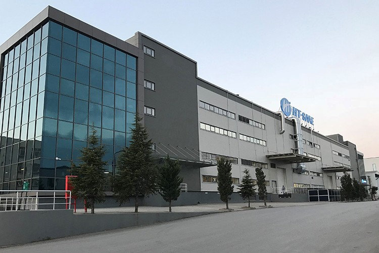 Devler Ligi'nde tek güneş paneli üreticisi