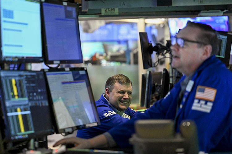 New York borsası düşüşle açıldı