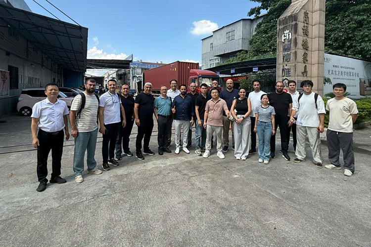 Türk mobilya sektörü Balkanlar'da zirveyi hedefliyor