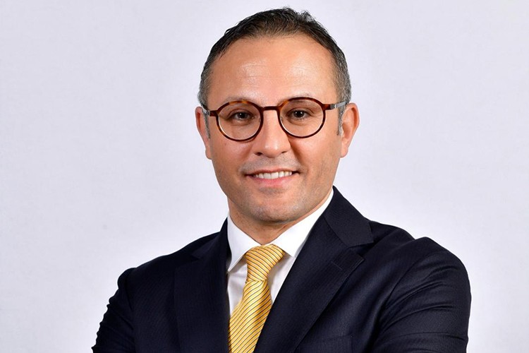 Sabancı Holding'de bayrak değişimi