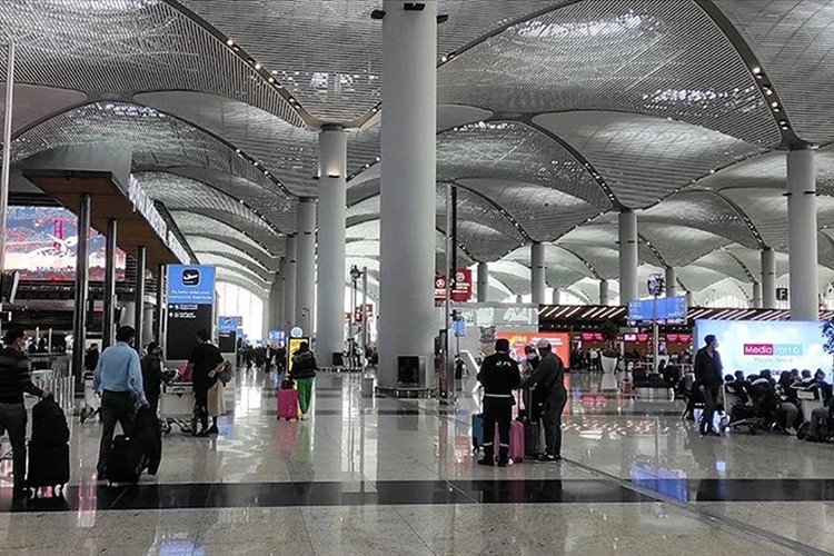 Havalimanları 5 yılda 8 milyondan fazla uçağı ağırladı