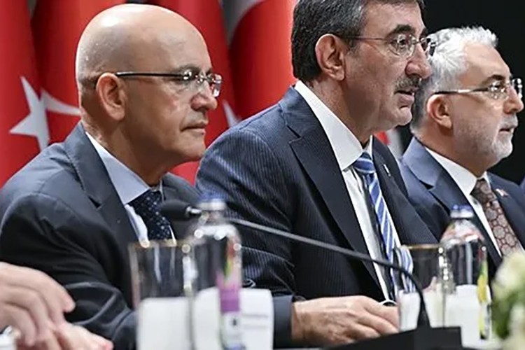 "Yurttaşa yüz güldürecek vaat yok