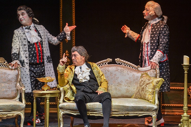 Altı yıldır kapalı gişe oynayan