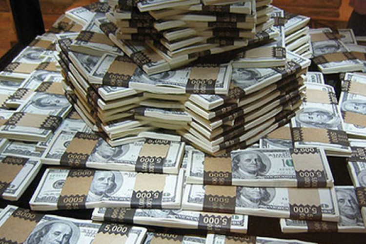 Rezervler 7 milyar 343 milyon dolar azaldı