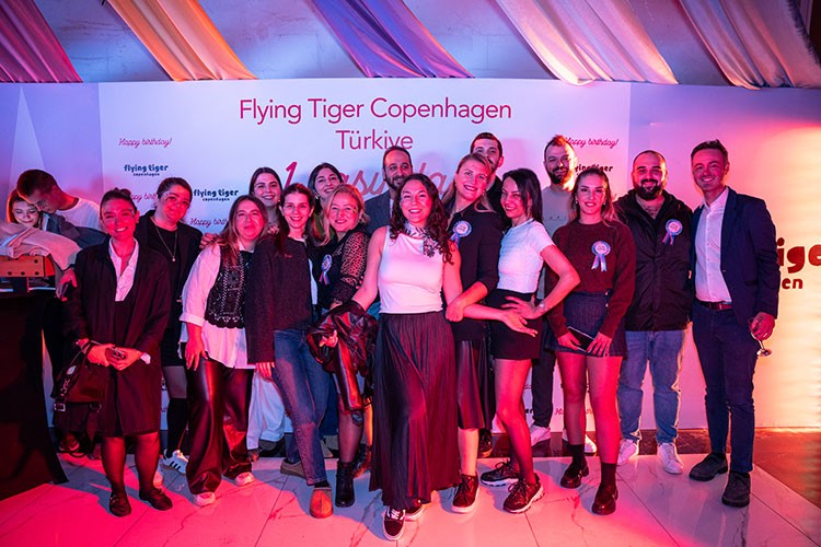 Türkiye'deki ilk yılını renkli bir etkinlikle kutladı!