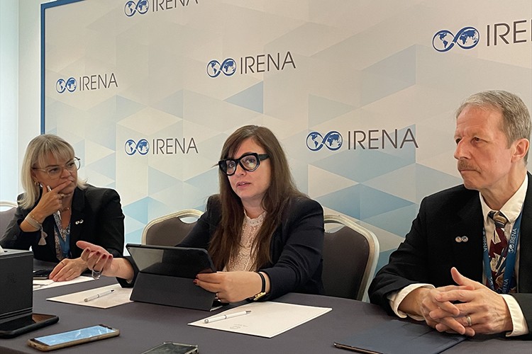 Yapay zeka yenilenebilir enerji istihdamını yeniden şekillendirecek