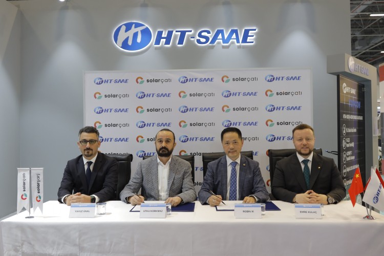 SOLARÇATI VE HT SOLAR, 100 MW PANEL ALIM VE TEDARİK SÖZLEŞMESİ İMZALADI