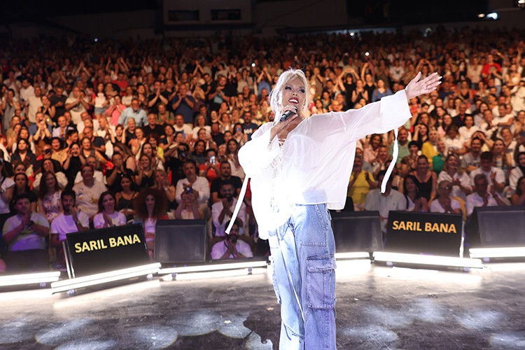 Bursa'da Süperstar özlemi izdiham yarattı