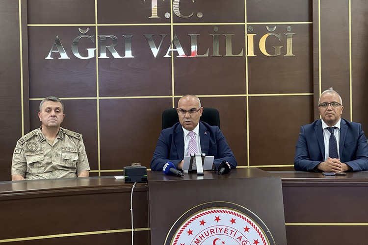 Ağrı'da sınır hattı son sistem teknolojilerle korunuyor