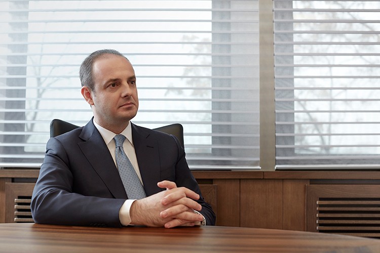 Nasıl bir politika izledi?