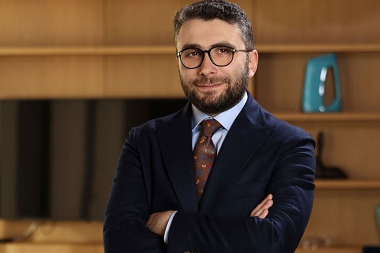 PASİFİK EURASIA HALKA AÇILIYOR