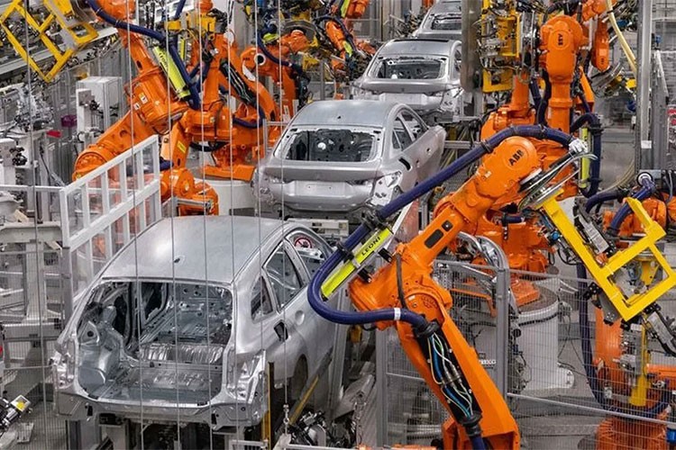 Otomotiv üretimi ilk çeyrekte yüzde 9 azaldı