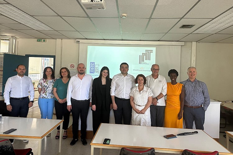 Beş ülke Atina'da buluştu